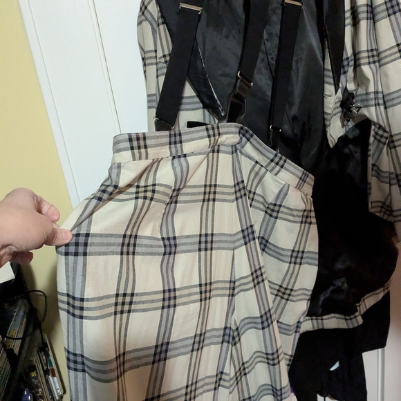 Dangerfield Plaid Trouser With Cropped Jacket That Has Tails - Picture 4 of 4